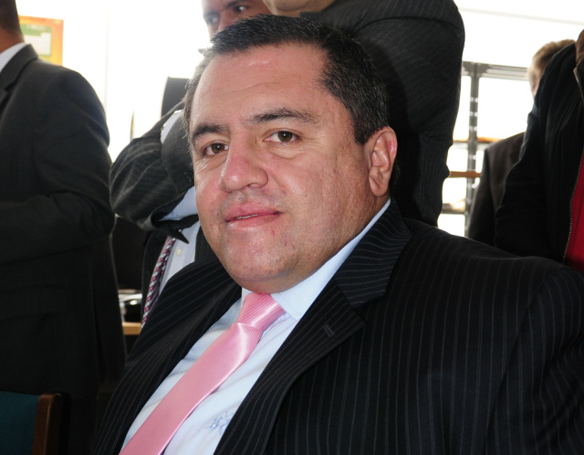 Senador Mario Castaño